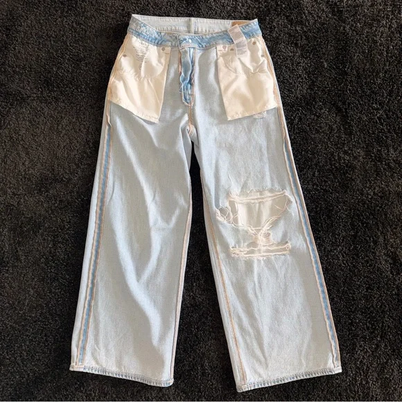 American Eagle Super High Rise Baggy Wide
Leg Ankle Jeans Strigid Denim Size 2 - Picture 11 of 13